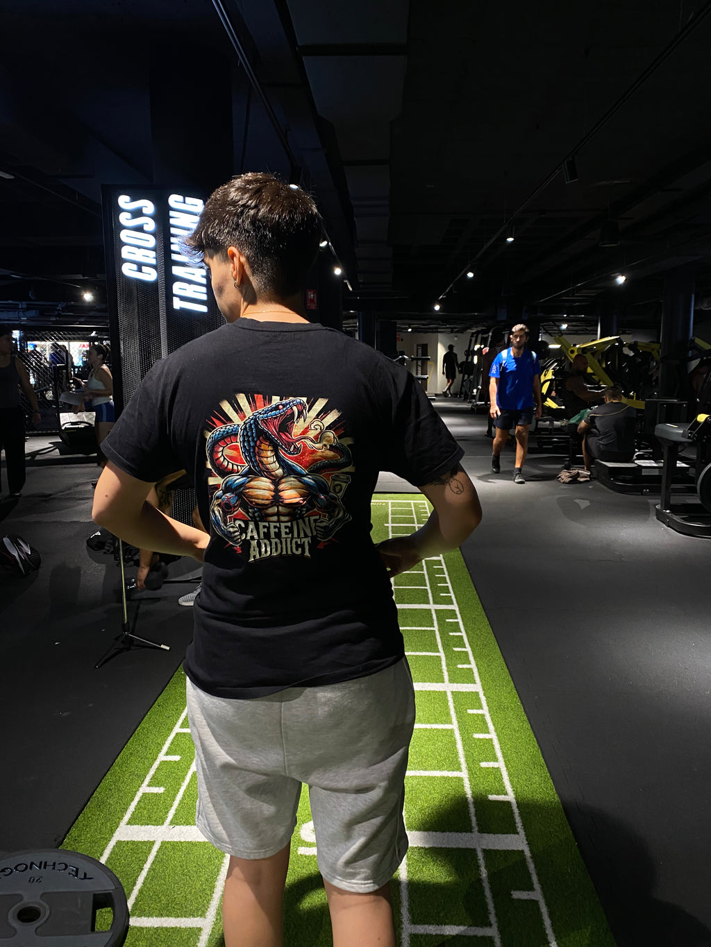 Camiseta Caffeine Addict - Negra