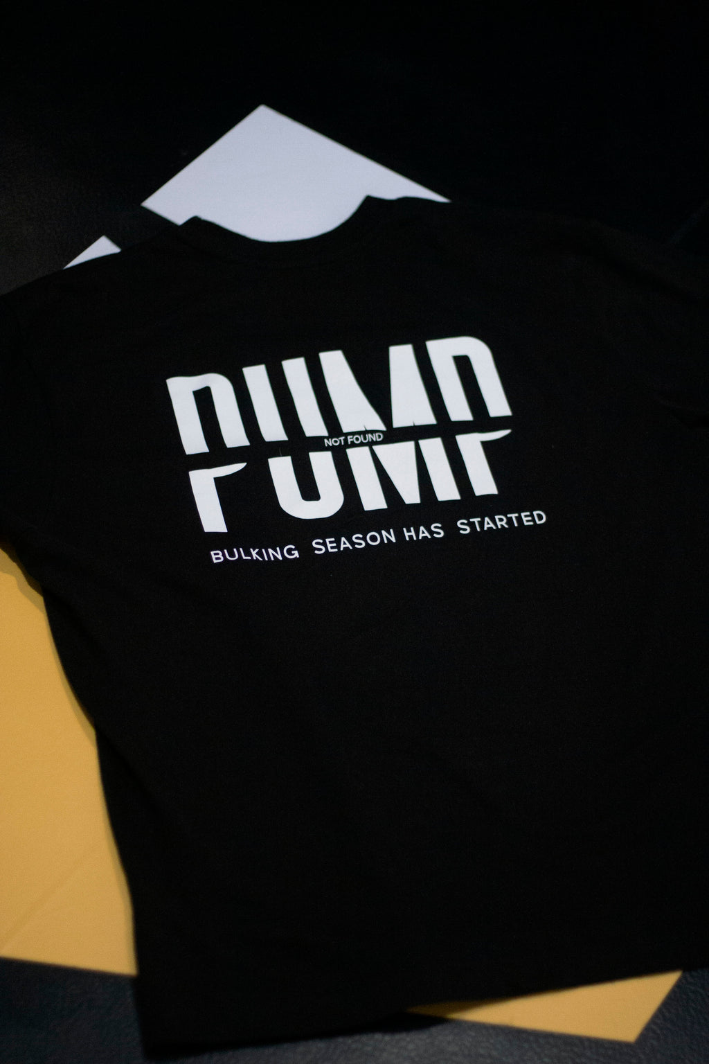 Camiseta Oversize PUMP NOT FOUND - Negra